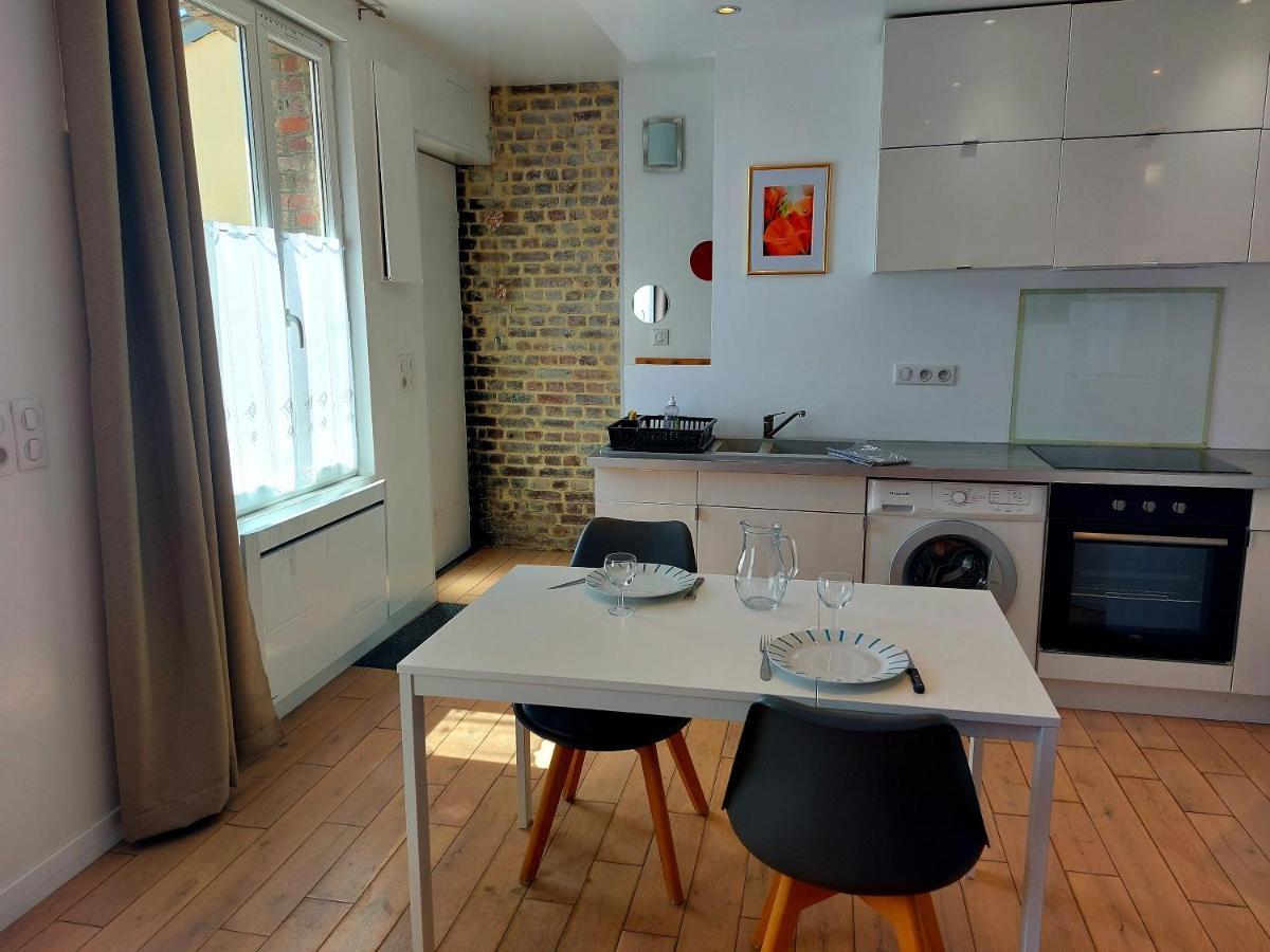 Les Belles Terrasses Dieppe ,3 Appartements , Le Vegetal De 1 A 8 Personnes , Le Tropical De 1 A 6 Personnes , Le Floral Avec Terrasse De 1 A 3 Personnes , Quartier Calme Au Stationnement Gratuit A Cote De L'Avenue Verte Exterior foto