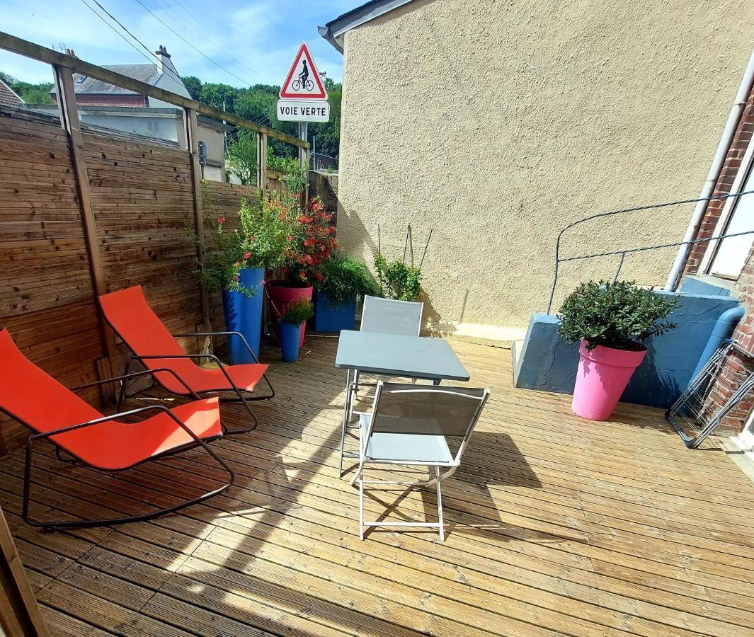 Les Belles Terrasses Dieppe ,3 Appartements , Le Vegetal De 1 A 8 Personnes , Le Tropical De 1 A 6 Personnes , Le Floral Avec Terrasse De 1 A 3 Personnes , Quartier Calme Au Stationnement Gratuit A Cote De L'Avenue Verte Exterior foto